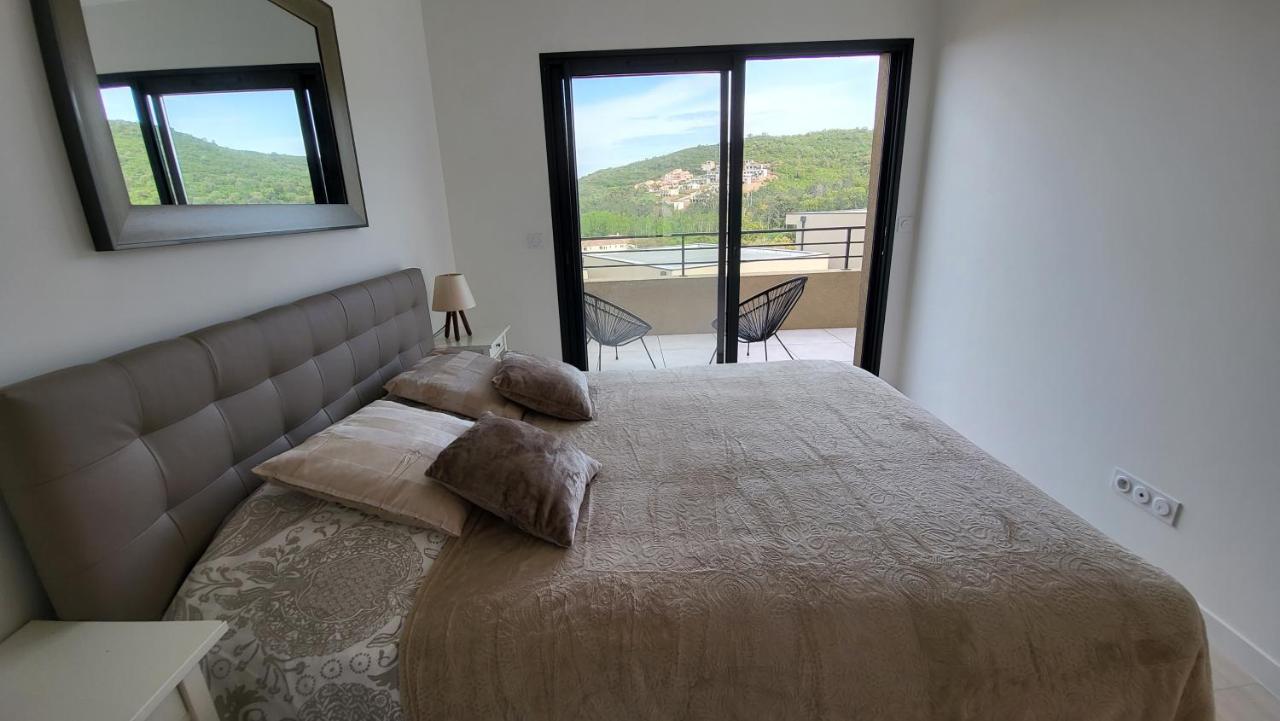 Villa Moderne De Standing Avec Piscine Privee A 400M De La Plage - 4 Chambres Conca Kültér fotó